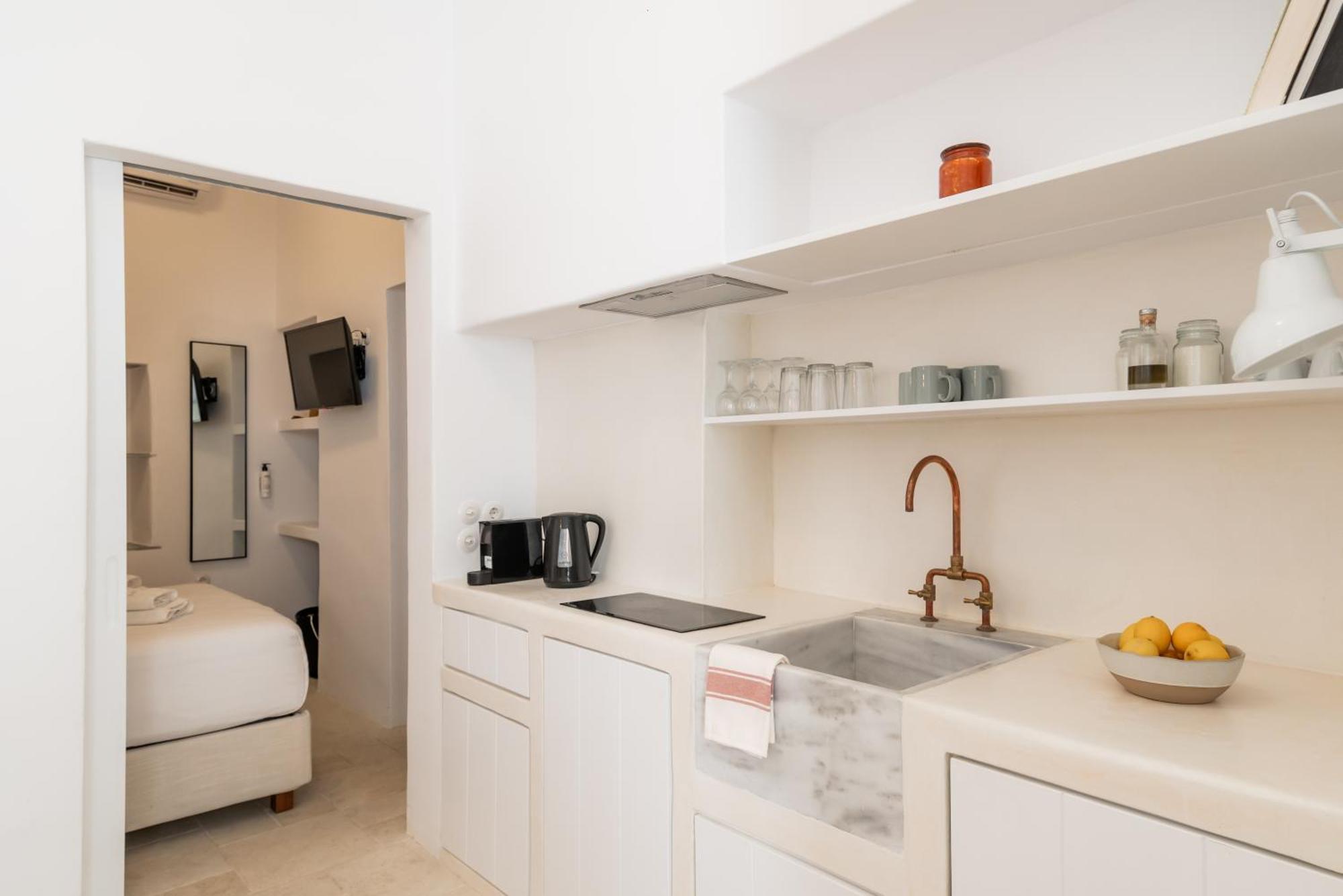 Aniko Suites White Alley Mykonos Town Eksteriør billede