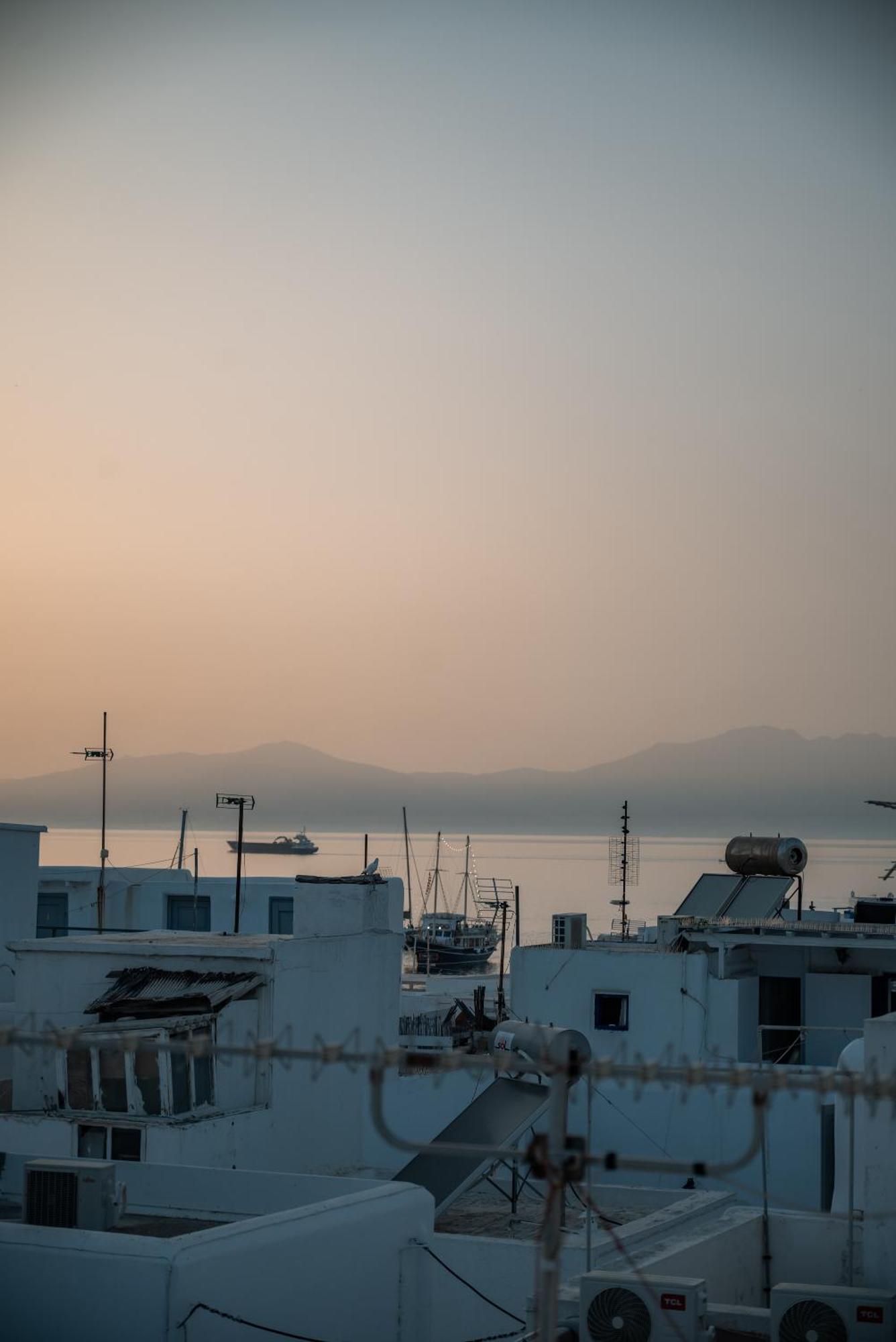 Aniko Suites White Alley Mykonos Town Eksteriør billede